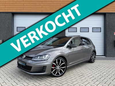 Volkswagen Golf 7 2.0 TDI GTD DSG PANO SPORT&SOUND NAVI