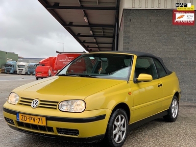 Volkswagen Golf Cabriolet 1.8 Trendline Cabrio Mooie Kleur