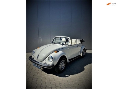 Volkswagen Kever Cabriolet 1303 LS triple white