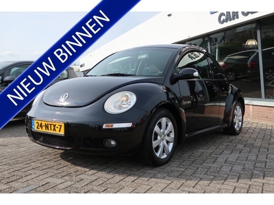 Volkswagen New Beetle 1.6 Higline. 1e