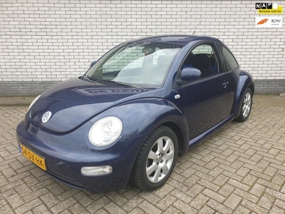 Volkswagen New Beetle 2.0 Highline