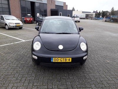 Volkswagen New Beetle 2.0 Highline