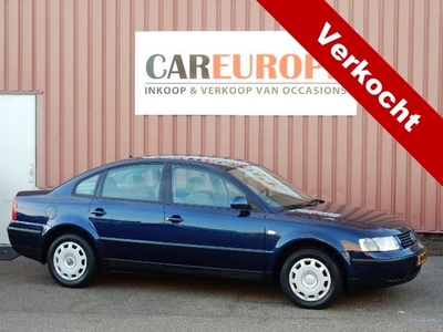 Volkswagen Passat 1.6 / VERKOCHT! (bj 2000)