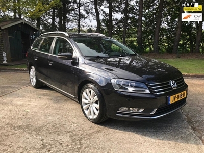 Volkswagen Passat Variant 1.6 TDI Highline BlueMotion PANO