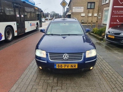 Volkswagen Passat Variant 1.9 TDI 130pk Highline voll optie