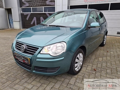 Volkswagen Polo 1.2-12V Optive Airco Elekt ramen Trekhaak