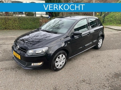 Volkswagen Polo 1.2 70pk LIFE CLIMA PDC 2013