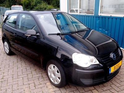 Volkswagen Polo 1.2 Easyline Airco/Elektr