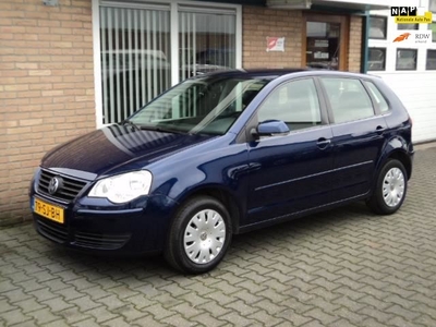 Volkswagen Polo 1.4-16V Comfortline 5-deurs