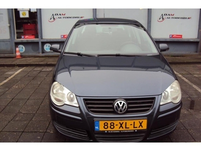 Volkswagen Polo 1.4-16V Optive