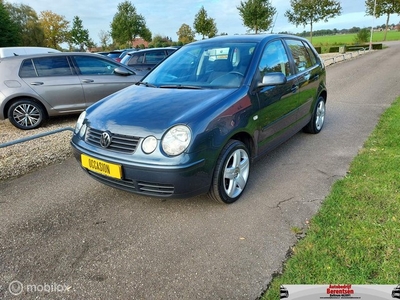 Volkswagen Polo 1.4-16V Turijn