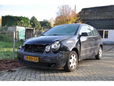 Volkswagen Polo 1.9 SDI/SCHADE VOOR EN RECHTS