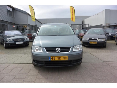 Volkswagen Touran 1.6 16V FSI