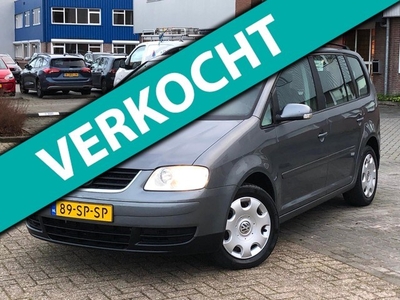 Volkswagen Touran 1.6-16V FSI Trendline 1e