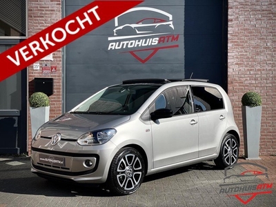 Volkswagen Up ! 1.0 75pk High up! PANO NAVI PDC CRUISE