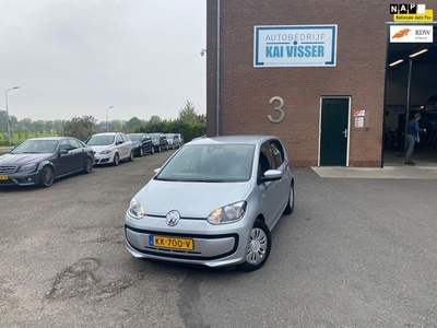 Volkswagen Up! 1.0 move up! Bj.16 / 5Drs / Lm velgen / Navi