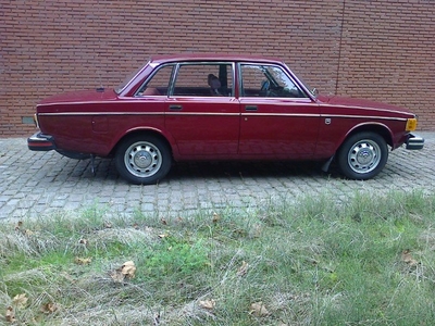 VOLVO 144 S 1974