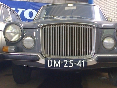 VOLVO 164