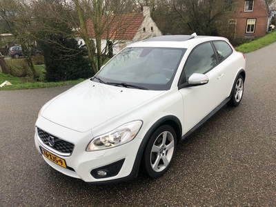 Volvo C30 D2 R-Design Pro Edition !SCHUIFDAK! !XENON!