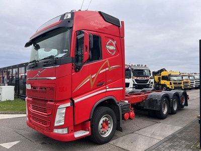 Volvo FH 16.750 8x4 CHASSIS - i-Shift (bj 2017, automaat)