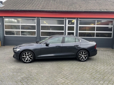 Volvo S60 2.0 T4 R-Design