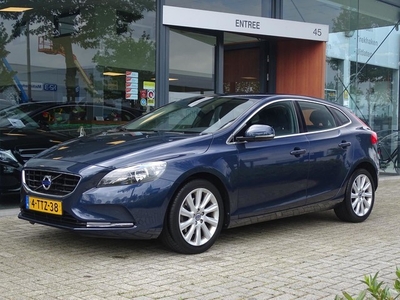 Volvo V40 1.6 T2 Momentum Navigatie Bluetooth PDC etc.