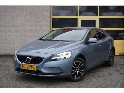 Volvo V40 2.0 T2 Nordic+ BJ2017 Lmv 16