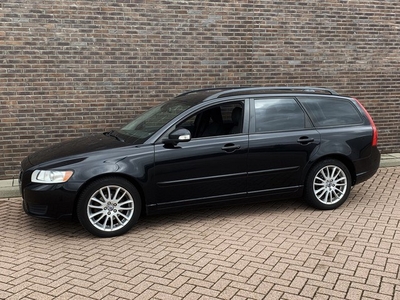 Volvo V50 1.6 D2 MOMENTUM 1E EIGENAAR RTI NAVI LEER BLIS PDC