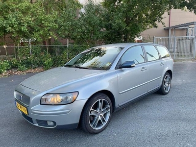 Volvo V50 1.8 Momentum ZEER RUIME EN OERSTERKE AUTO KOOPJE