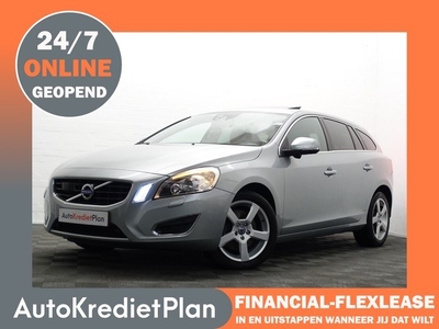 Volvo V60 2.4 D5 215pk R-Design Autom- Schuifdak, ONLINE