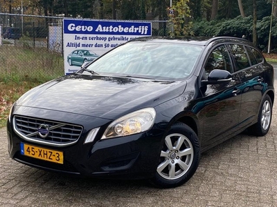 Volvo V60 T3 Kinetic 12MND GARANTIE Clima Cruise Lmv PDC