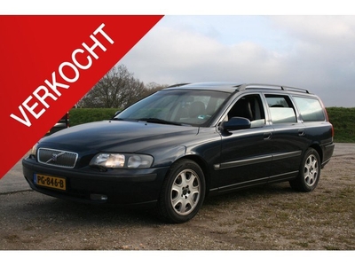 Volvo V70 2.4