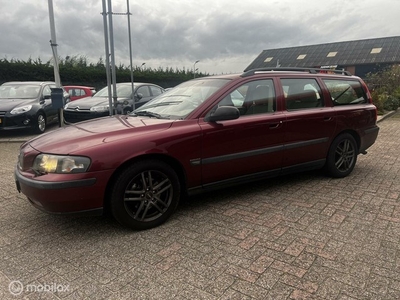 Volvo V70 2.4 D5