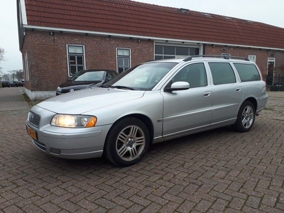 Volvo V70 2.4 D5 Edition II NIEUWE MOTOR! autom Leer (2006)