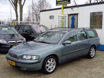 VOLVO V70 2.4 D5 Geartronic Aut. Airco Fiscaal vriendelijk