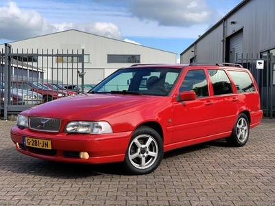 Volvo V70 2.5 D Europa 1e Eig!