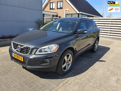 Volvo XC60 2.4 D5 AWD R-Design Automaat+Clima Bj.:2010