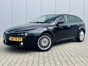 Alfa Romeo 159 Sportwagon 1.8 mpi Business, Leder, Pdc