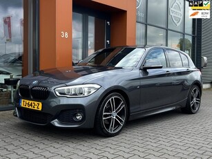 BMW 1-serie 118i automaat MpakketLeerXenonNaviBluetooth