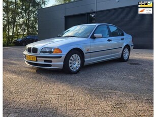 BMW 3-serie 316i Multimedia, clima, cruisec, 155 NAP!