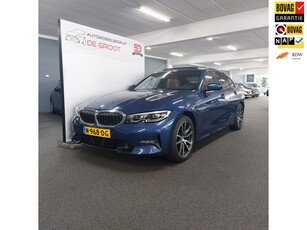 BMW 3-serie 320i Business Edition-AUTOMAAT-CAMERA-LEER