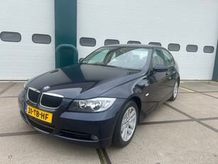 BMW 3-serie 320i High Executive Automaat ! Leder !