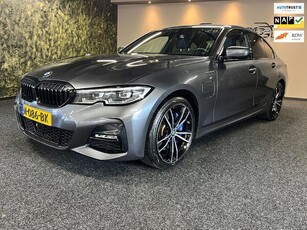 BMW 3-serie 330e-eDrive-Edition-M PAKKET-SPORT