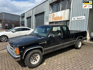 Dodge DAKOTA 3,9 V6 automaat niet mooi wel goed apk tot