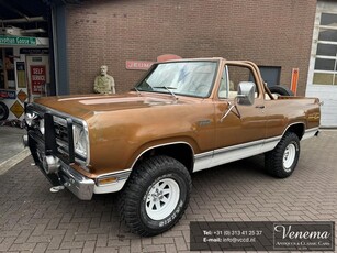 Dodge Ramcharger Plymouth Trailduster 4x4