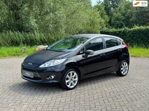 Ford Fiesta 1.25 Titanium 82PK I VOORUITVERW I NWE DIS RIEM