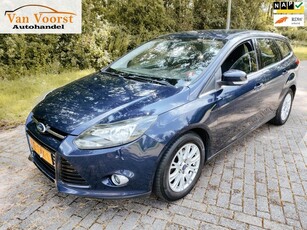 Ford Focus Wagon 1.6 TI-VCT Titanium Station trekhaak APK