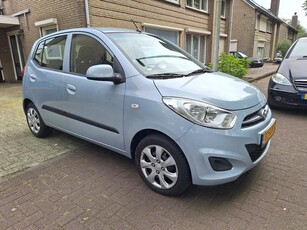 Hyundai i 10 hoge instap stuurbekrachtiging inr mog.