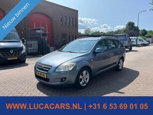 Kia cee'd Sporty Wagon 1.6 CRDi X-clusive AIRCO