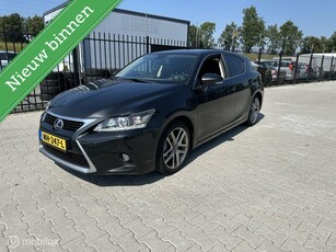 Lexus CT 200h Executive 17